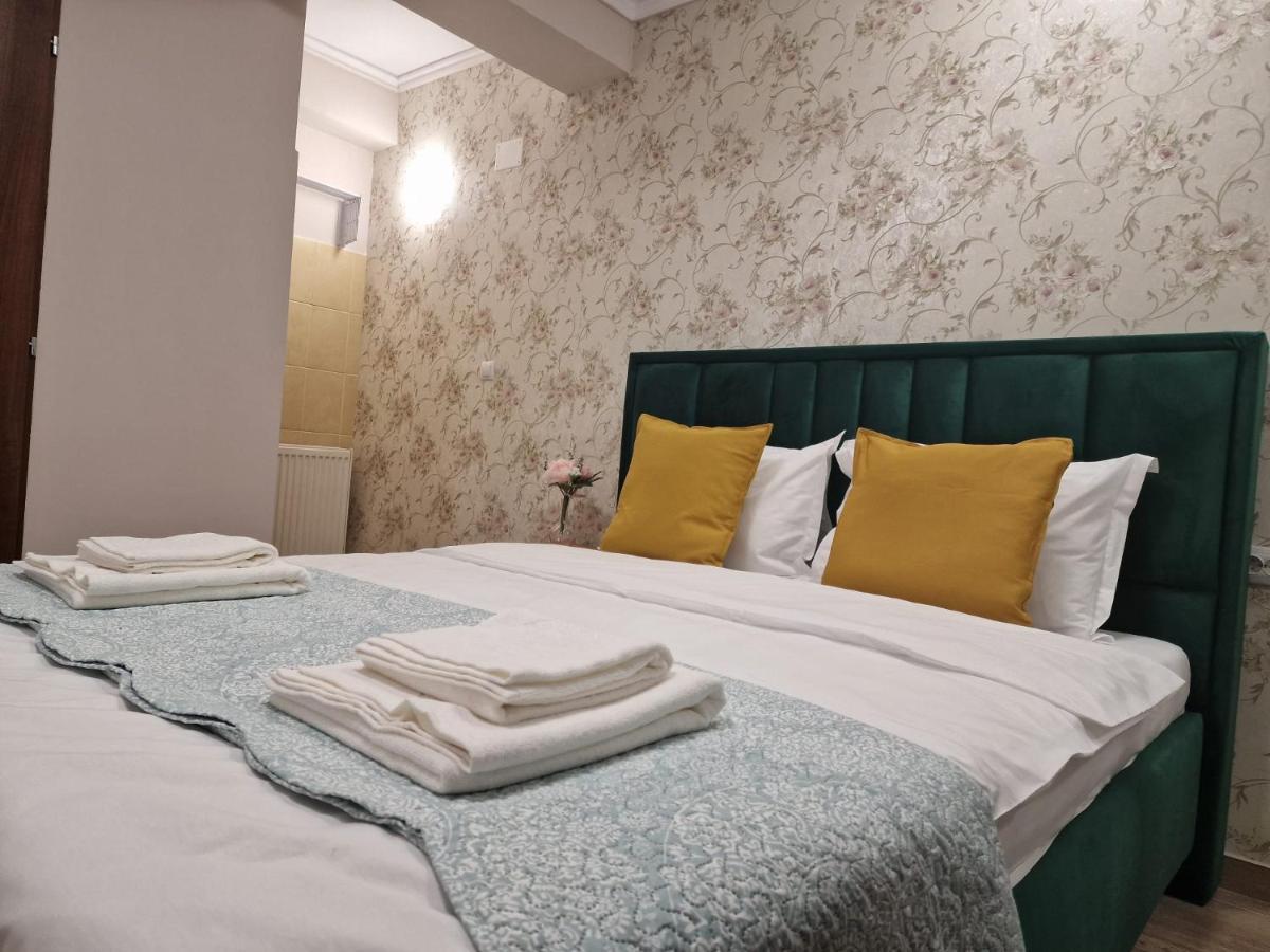 Laroka House Beautiful Apartment Universitate Center บูคาเรสต์ ภายนอก รูปภาพ